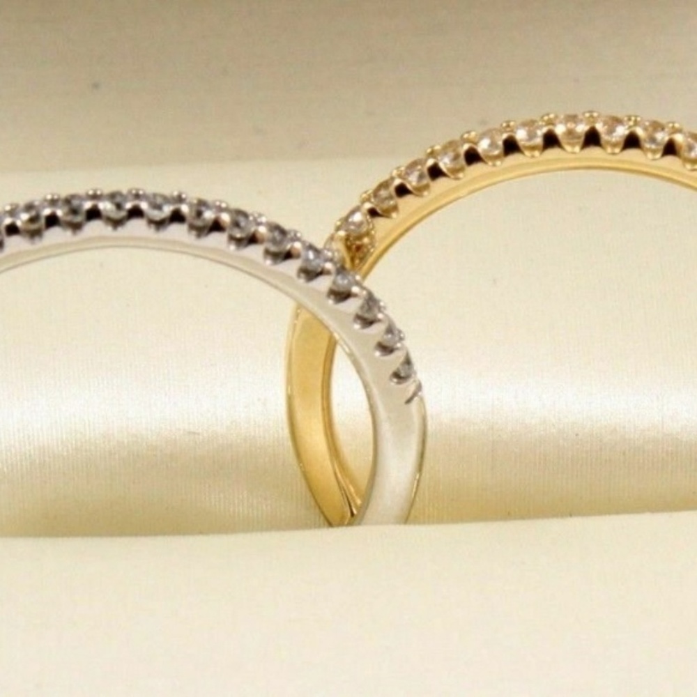 New 14k Solid White or Yellow Gold Wedding Band - Picture 6 of 15